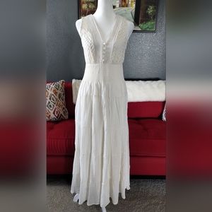 J Gee Size Small Ivory